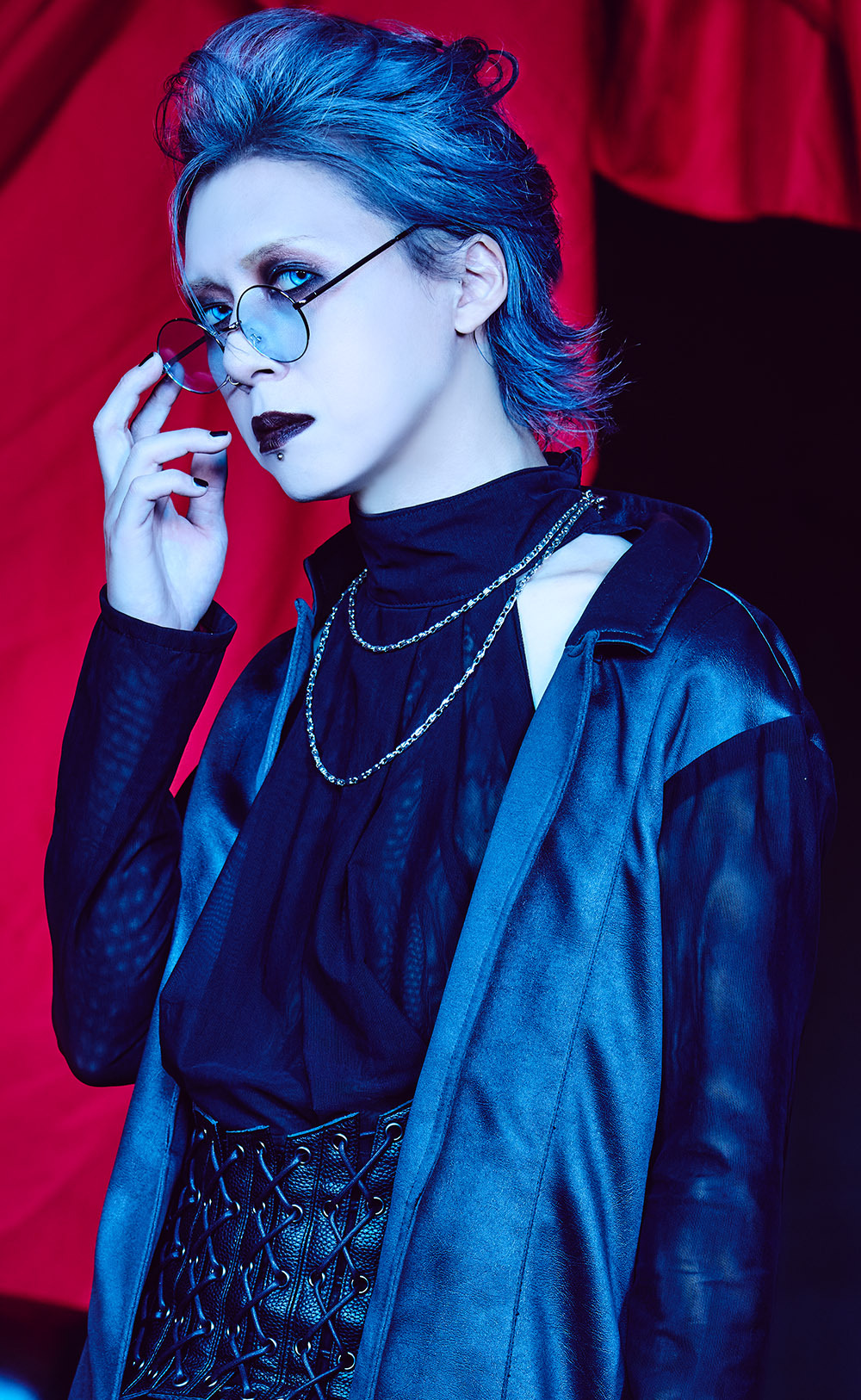 PROFILE | DIAURA OFFICIAL SITE ＆ OFFICIAL FANCLUB「愚民党」